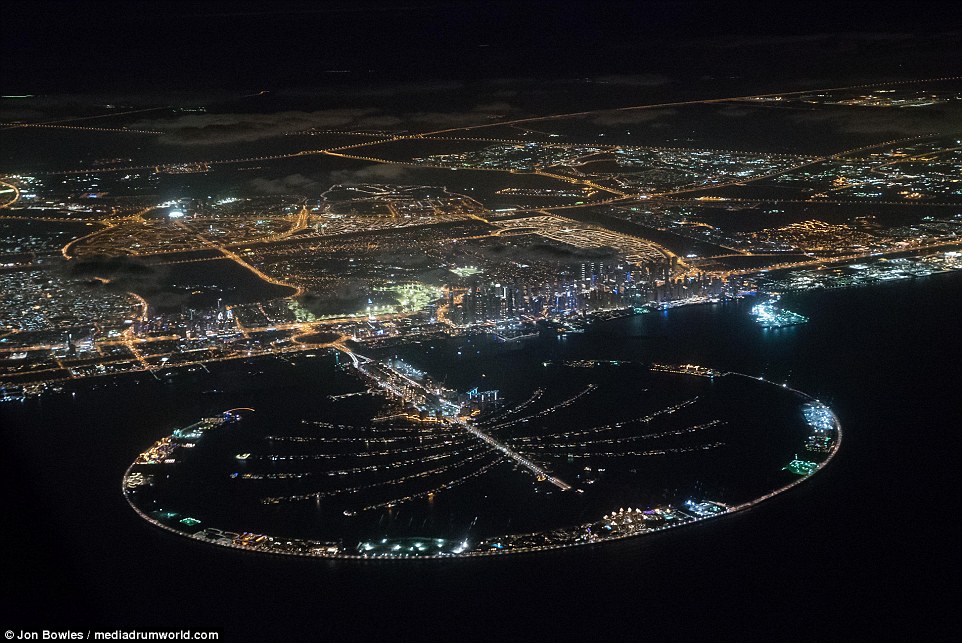 Dubai desde los cielos